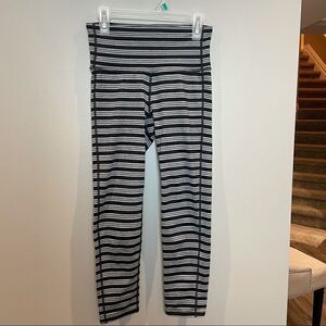 Athleta striped Leggings Black and Gray XXS
